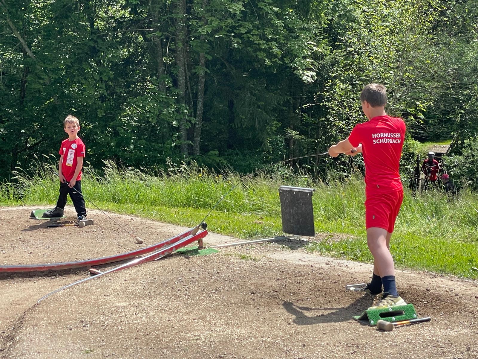 Mit Ach und Krach über den Röthenbach